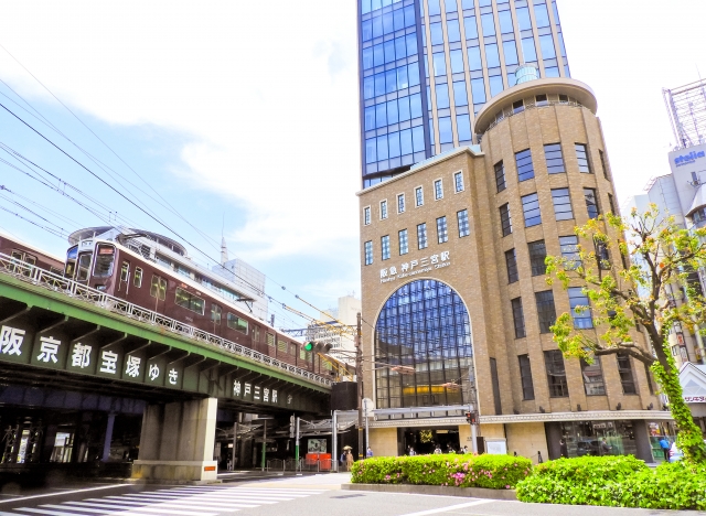 神戸市阪急三宮駅
