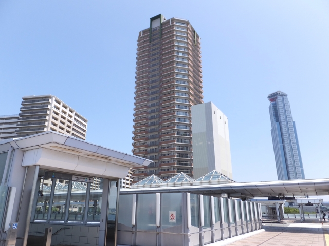 大阪出入国在留管理局の最寄駅である大阪メトロ「コスモスクエア」駅